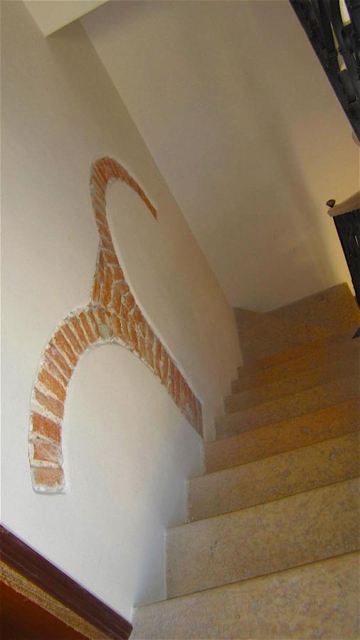 Aly D'Angelo Alla Torre - Immobiliare Azzurra Bardolino Exterior foto